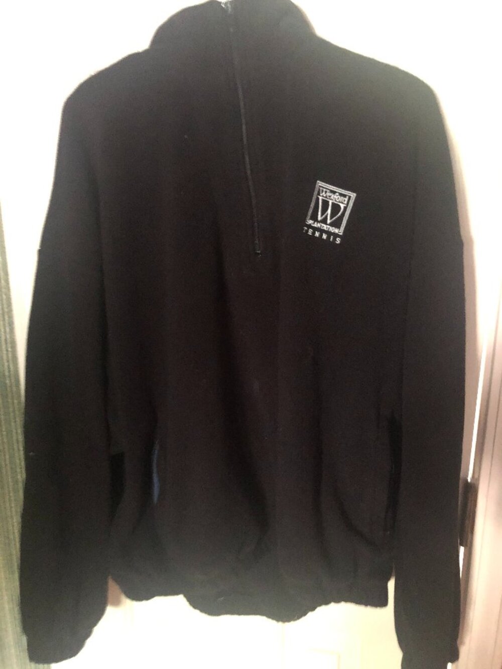 Black fleece sweatshirt half zip front XL